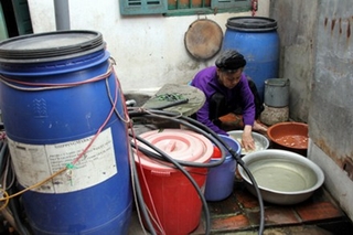 Giữa Thủ đô, hàng ngàn hộ dân thiếu nước