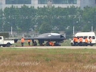 Rò rỉ ảnh chiến đấu cơ UCAV Lợi Kiếm của Trung Quốc