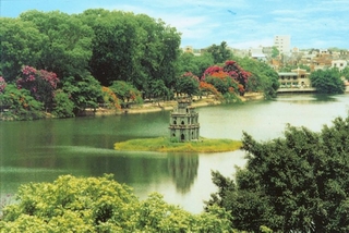 Không nên thay đổi tên gọi Thủ đô Hà Nội