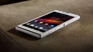 Smartphone cấu hình “khủng” ngày càng rẻ