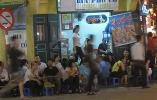 Bẩn chưa từng có bia hơi phố cổ Hà Nội