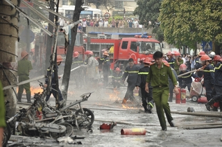 Nghị trường lại &quot;nóng&quot; về vấn đề cháy nổ