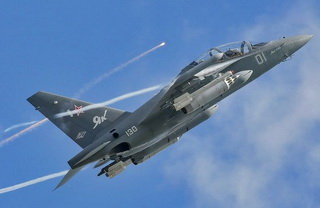  Chiêm ngưỡng sức mạnh &quot;con cưng&quot; Yak-130 của Nga