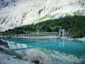 Pakistan:: 9 du khách nước ngoài bị sát hại dã man