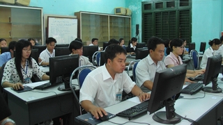Lãnh đạo cấp Tổng cục cũng trượt nâng ngạch