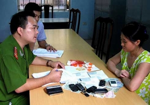 Ôsin trộm tiền vàng &quot;giăng lưới&quot; tình với nhiều đàn ông