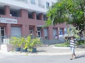 Dùng súng giả, cướp 22.000 USD giữa ban ngày