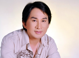Nghệ sỹ cải lương Kim Tử Long bị bắt trên sông