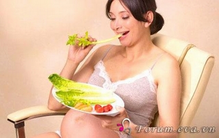 Tai hại khi bà bầu tẩm bổ quá mức