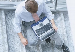 Những kiểu ngồi dễ hỏng &quot;cậu nhỏ&quot;