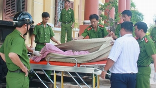 Bộ Tư pháp vào cuộc vụ cụ bà tự thiêu