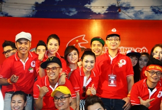 Trương Ngọc Ánh kêu gọi nghệ sĩ hiến máu nhân đạo