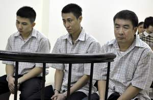 Lừa bán hai thiếu nữ &quot;nhẹ dạ&quot; sang Trung Quốc