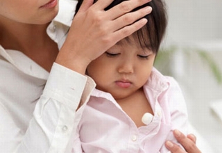 Đau đầu ở trẻ em: Cha mẹ chớ chủ quan