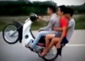 Lĩnh vực giao thông: Sẽ xử lý nghiêm các thanh niên &quot;không nghiêm túc&quot;