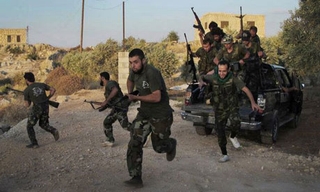 Mỹ “án binh bất động” dù thừa sức “hạ” Assad