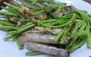 Dùng dầu ăn thay mỡ không phải lựa chọn tốt