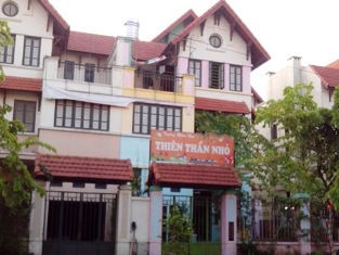 Hà Nội: Đi học buổi thứ hai, bé 1 tuổi chết bất thường tại nhà trẻ