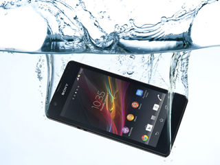 Top 3 smartphone “khủng” mất giá không phanh