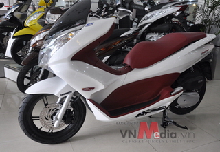 Honda PCX thiết kế mất cân đối?