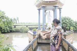 Kẻ nã đạn tại UBND xin cơm chay trước khi tự sát