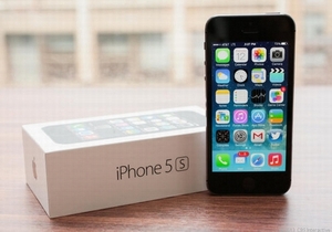 Tiếp viên Vietnam Airlines buôn lậu điện thoại iPhone 5S