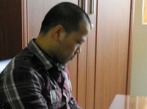 Đại ca khét tiếng đất Cảng giả &quot;điên&quot; vẫn không thoát