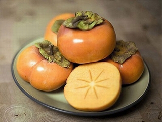 Những điều cấm kỵ khi ăn hồng