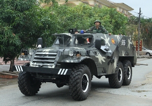  Xe đặc chủng tham gia ứng phó bão số 11