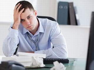 Ngồi lâu dễ khiến tinh trùng yếu