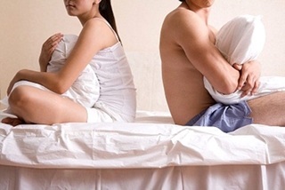 Vì sao sừng tê giác gây liệt dương?