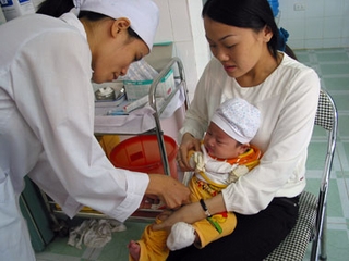 Sẽ tiêm lại Quinvaxem cho trẻ từ 11/11