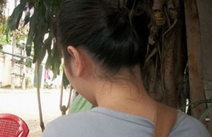 Nữ sinh lầm tưởng kẻ hiếp dâm mình là ân nhân