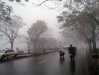 Cảnh báo mưa dông ở Bắc Bộ