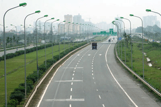 Ôtô đi trên cao tốc Nội Bài – Lào Cai mất phí 1.500 đồng/km