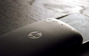 Smartphone 6-inch giá 4 triệu đồng