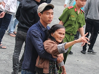 Vụ chặt tay cướp SH: Người mẹ đáng trách?!