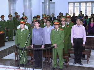 Khởi tố vụ án cố ý làm lộ bí mật Nhà nước