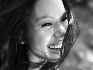 Phương Vy làm mới nhạc xưa bằng chất liệu Acoustic
