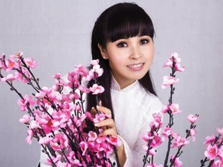 Trang Nhung tung MV “Vui đón xuân” đúng ngày giáp tết