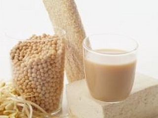 Những lưu ý khi khi uống sữa đậu nành
