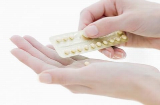 Những phụ nữ không nên uống thuốc tránh thai