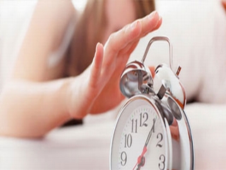 Ngủ bù gây hại cho sức khỏe