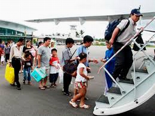 Mẹo đơn giản tránh ù tai khi đi máy bay