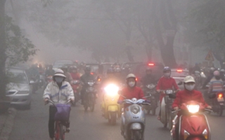 Bắc Bộ tiếp tục mưa đêm và gió nồm ẩm