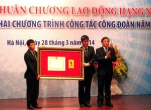 Công đoàn VinaPhone đón nhận Huân chương Lao động hạng Nhì