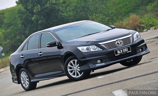 Toyota Camry 2015 sắp trình làng