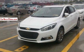 Chevrolet Cruze 2015: Đổi mới toàn diện