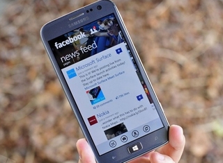 Người dùng smartphone chuộng Facebook nhất