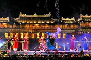 Gọi 801151 để biết mọi thông tin về Festival Huế 2014